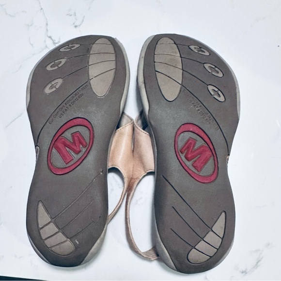 Women’s Merrell Sandals - Picture 3 of 4